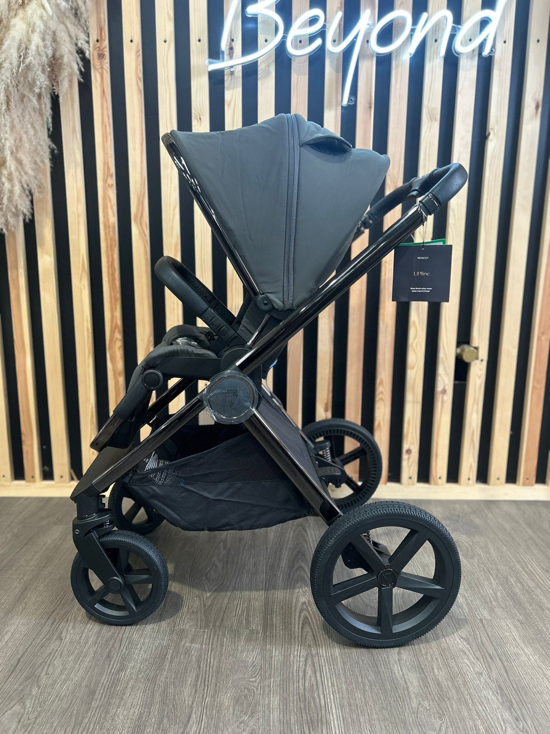 EX DISPLAY Venicci Tinum Upline 2-in-1 Travel System - SE Lava