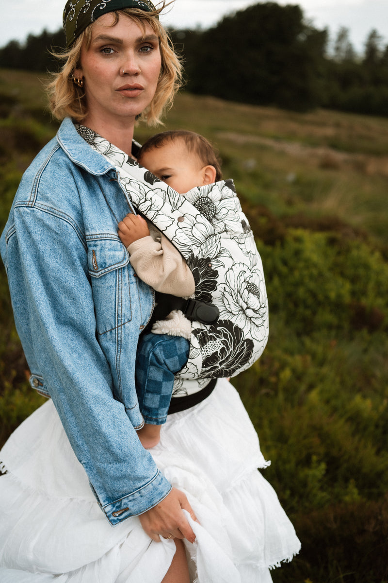 Bizzi Growin Nomad Pure Organic Baby Carrier - Urban Bloom