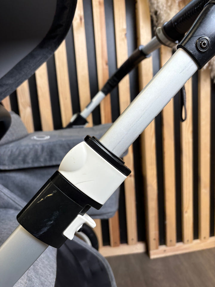 PRE LOVED Bugaboo Donkey2 Duo - Grey Melange