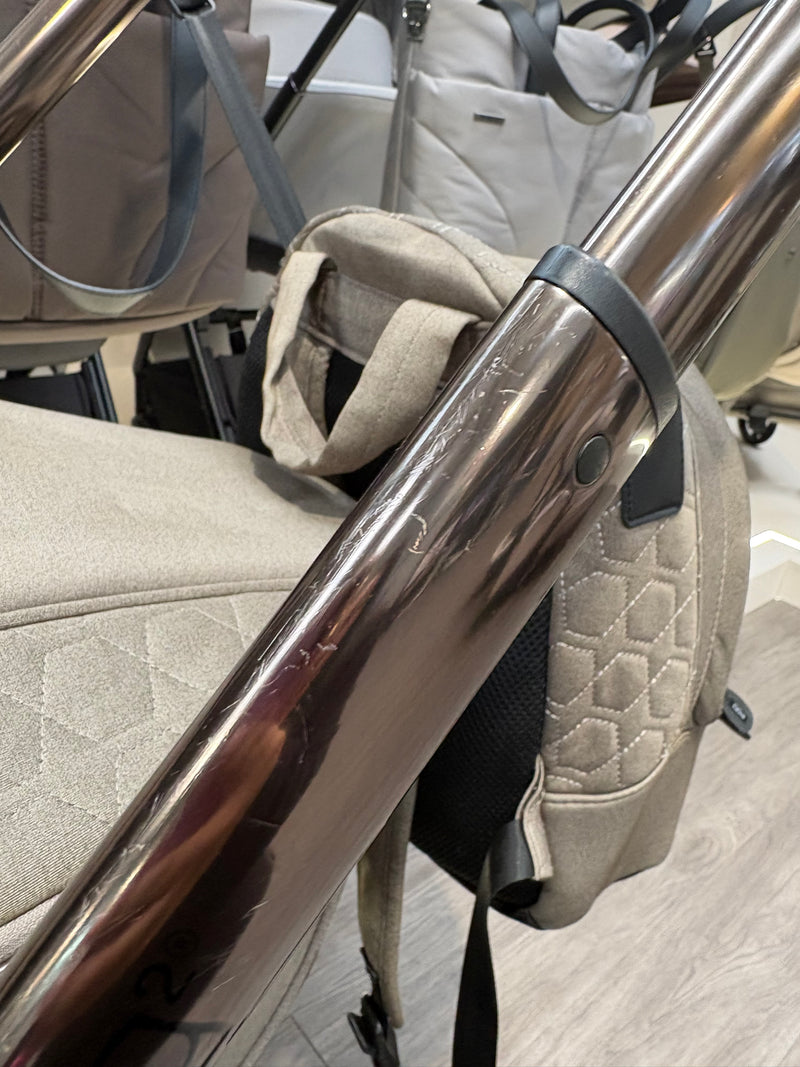 PRE LOVED egg2 Travel System w/ BRAND NEW egg Shell Car Seat - Mink
