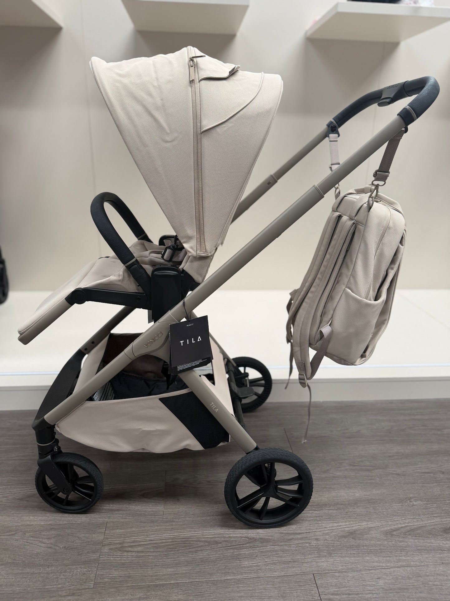 EX DISPLAY Venicci Tila Pram, Pushchair + Accessories - Sabbia