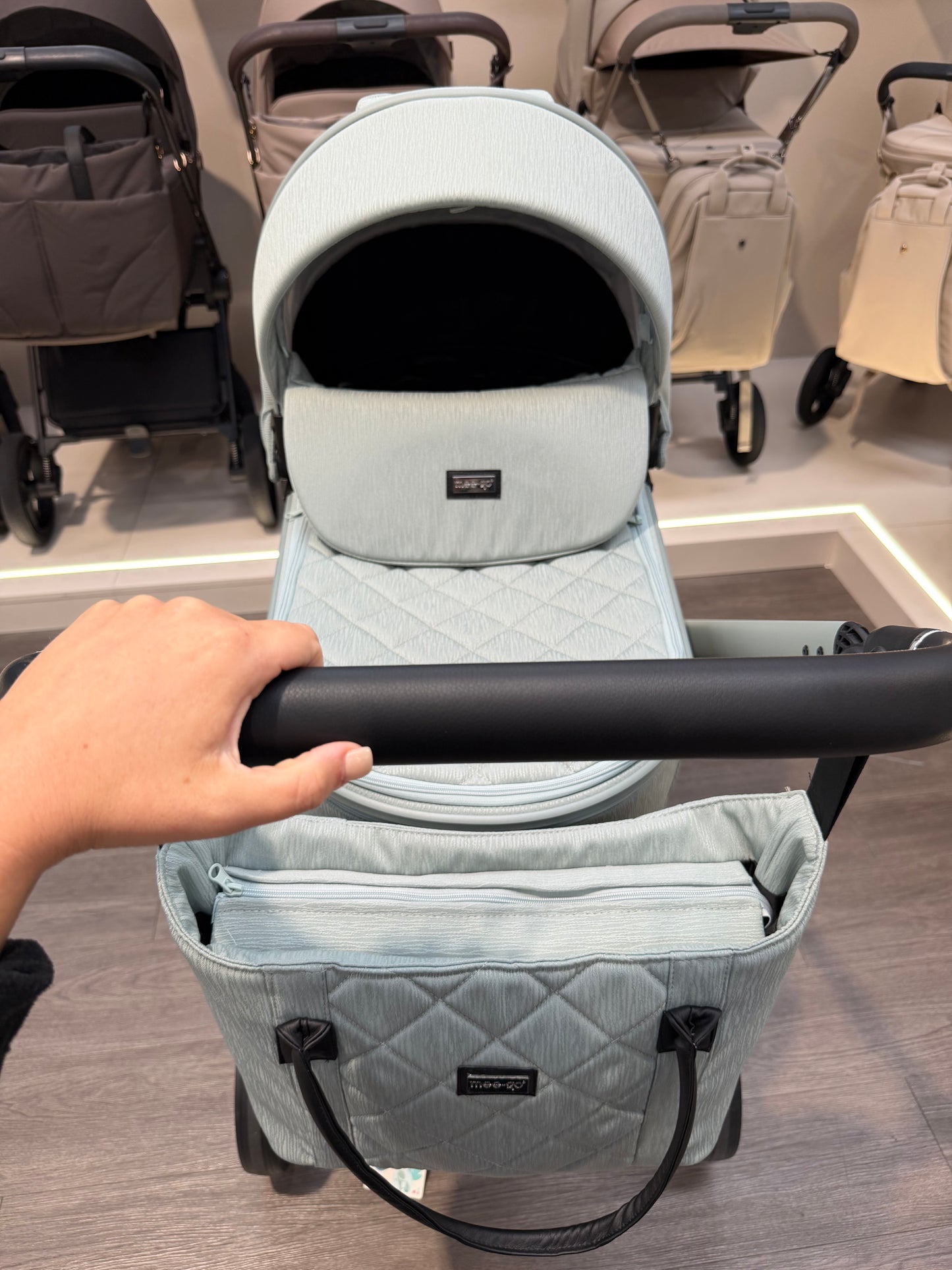 EX DISPLAY Mee-Go Milano Natura 2-in-1 Travel System – Mint