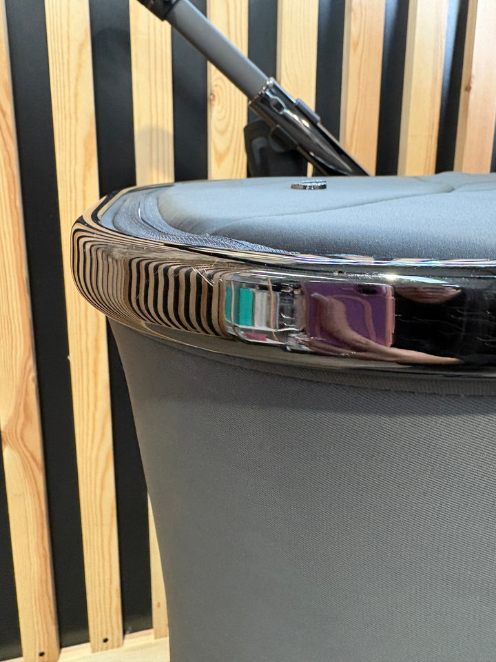 EX DISPLAY Venicci Tinum Upline 2-in-1 Travel System - SE Lava