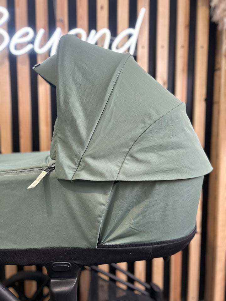 EX DISPLAY Cybex Priam Pushchair + Lux Carrycot - Leaf Green & Matt Black