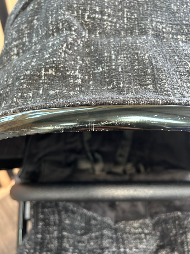 PRE LOVED Mamas & Papas Ocarro Travel System - Opulence