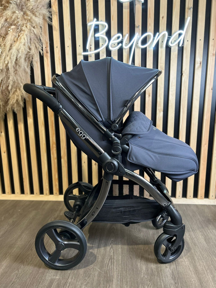 EX DISPLAY egg3 Pushchair + Carrycot UNRELEASED COLOUR - Eclipse Grey