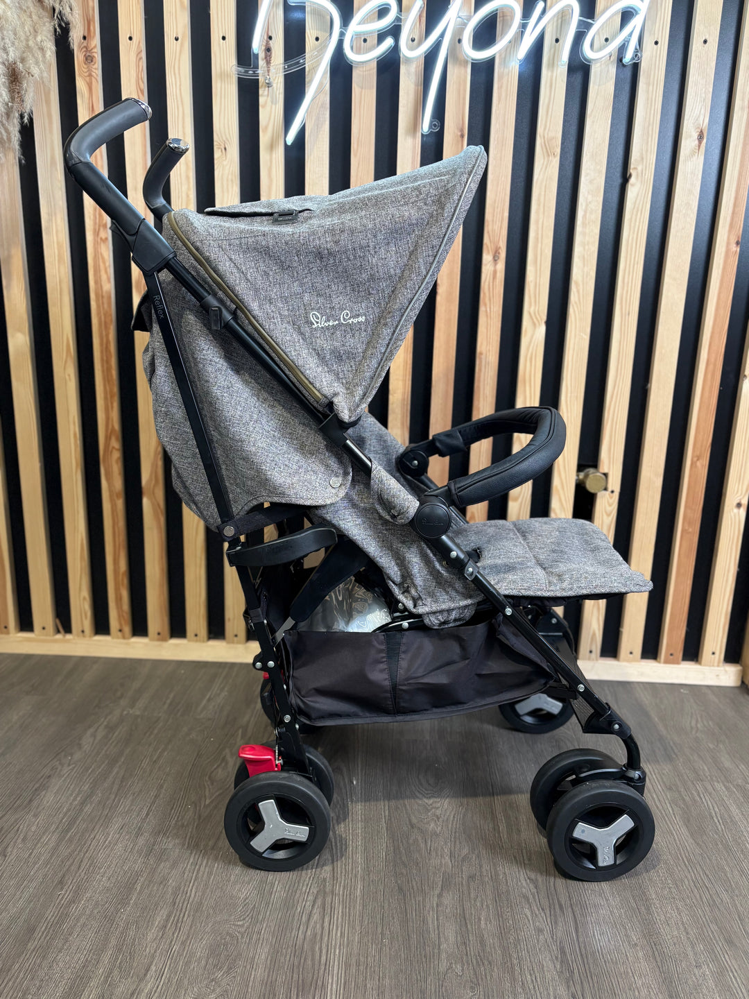 PRE LOVED Silver Cross Reflex Stroller - Brompton
