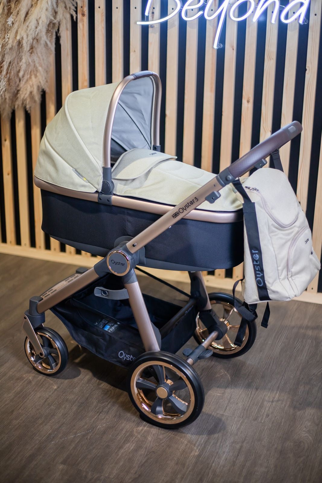 EX DISPLAY Babystyle Oyster3 Pram, Pushchair + Accessories - Cream