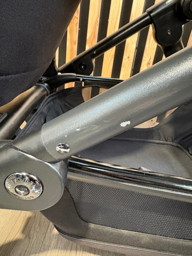PRE LOVED Silver Cross Wave Double Travel System - Onyx
