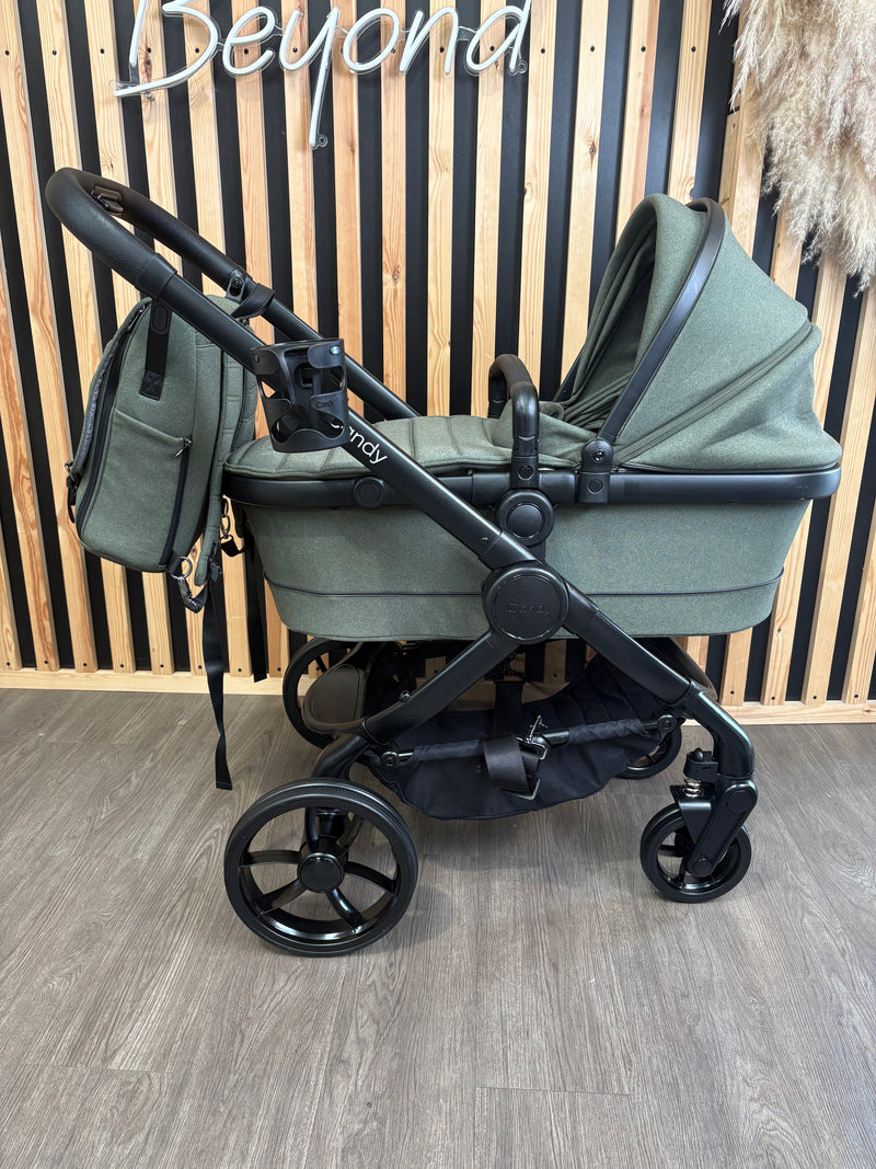 PRE LOVED iCandy Peach 7 Pram, Pushchair + Accessories - Ivy