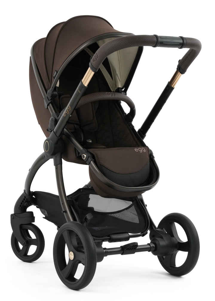 egg3 Luxury Maxi-Cosi Cabriofix i-Size Travel System Bundle - AINR Exclusive Turkish Coffee