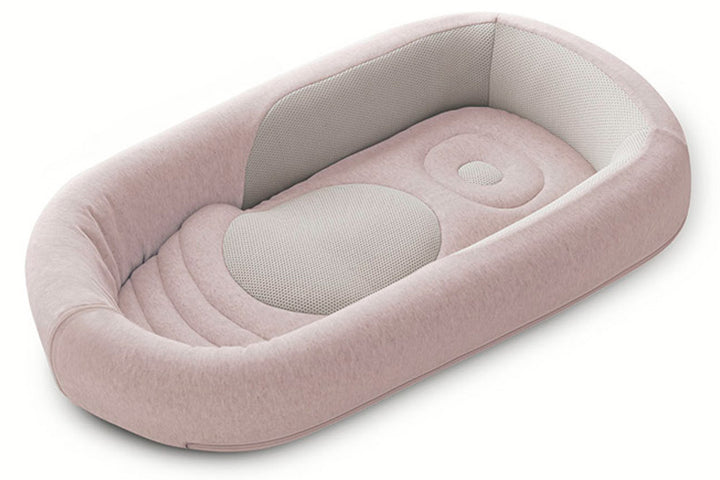 Inglesina Welcome Pod Baby Sleep Nest – Delicate Pink