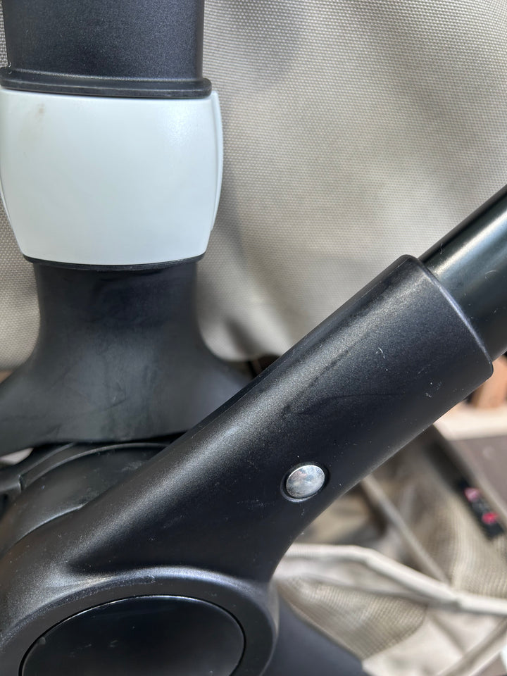 PRE LOVED Bugaboo Fox Travel System - Beige