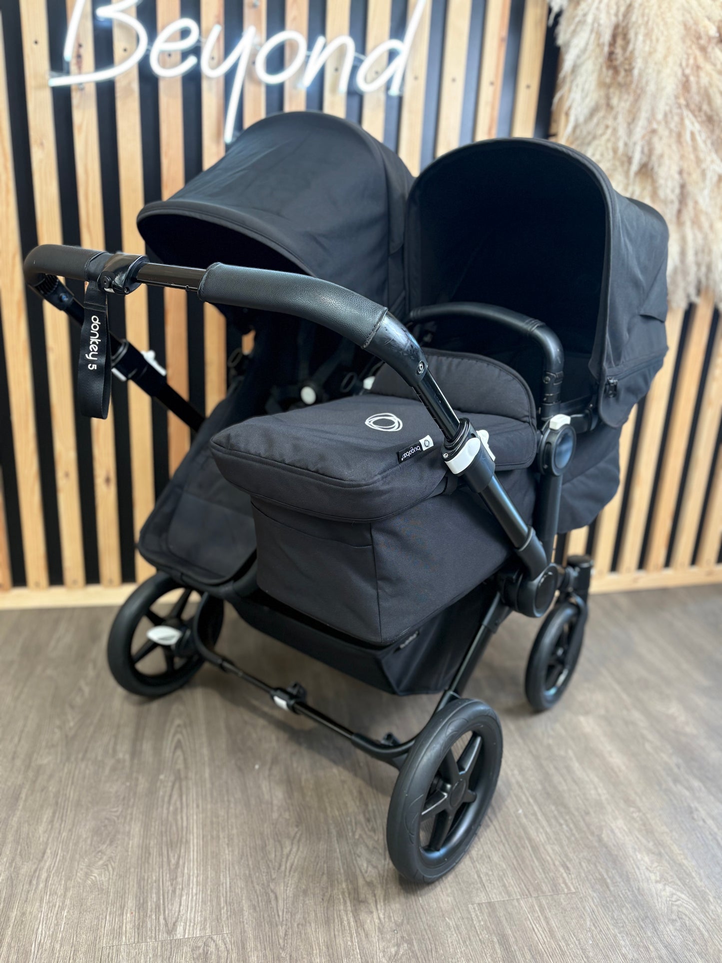 PRE LOVED Bugaboo Donkey5 Duo Bundle - Midnight Black