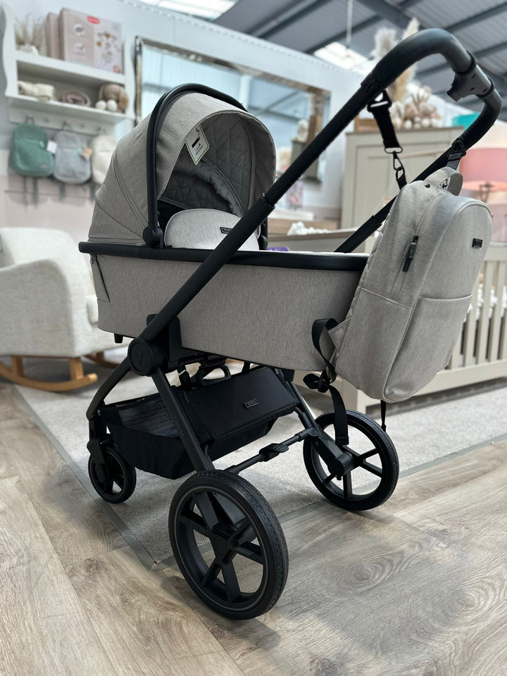 EX DISPLAY Venicci Tinum Edge 3in1 Travel System - Dust