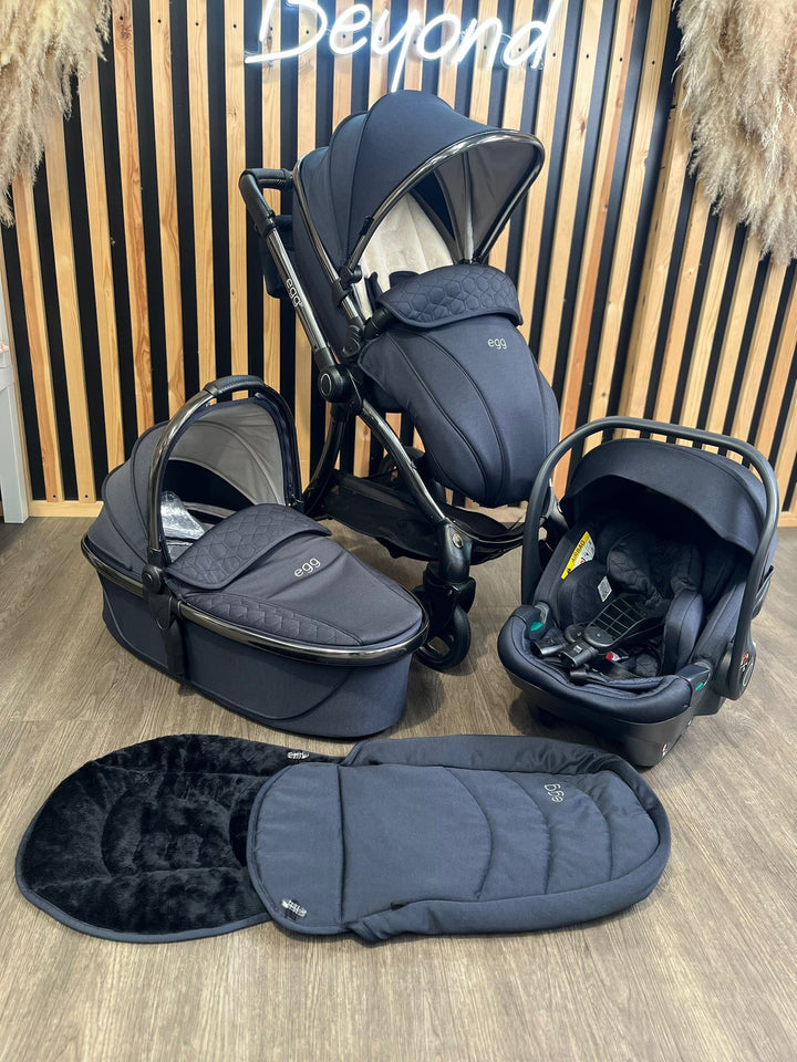PRE LOVED egg2 Travel System - Cobalt