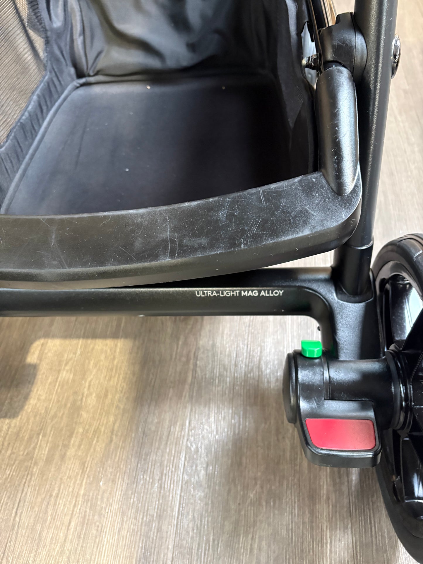 PRE LOVED Silver Cross Wave Double Travel System - Onyx