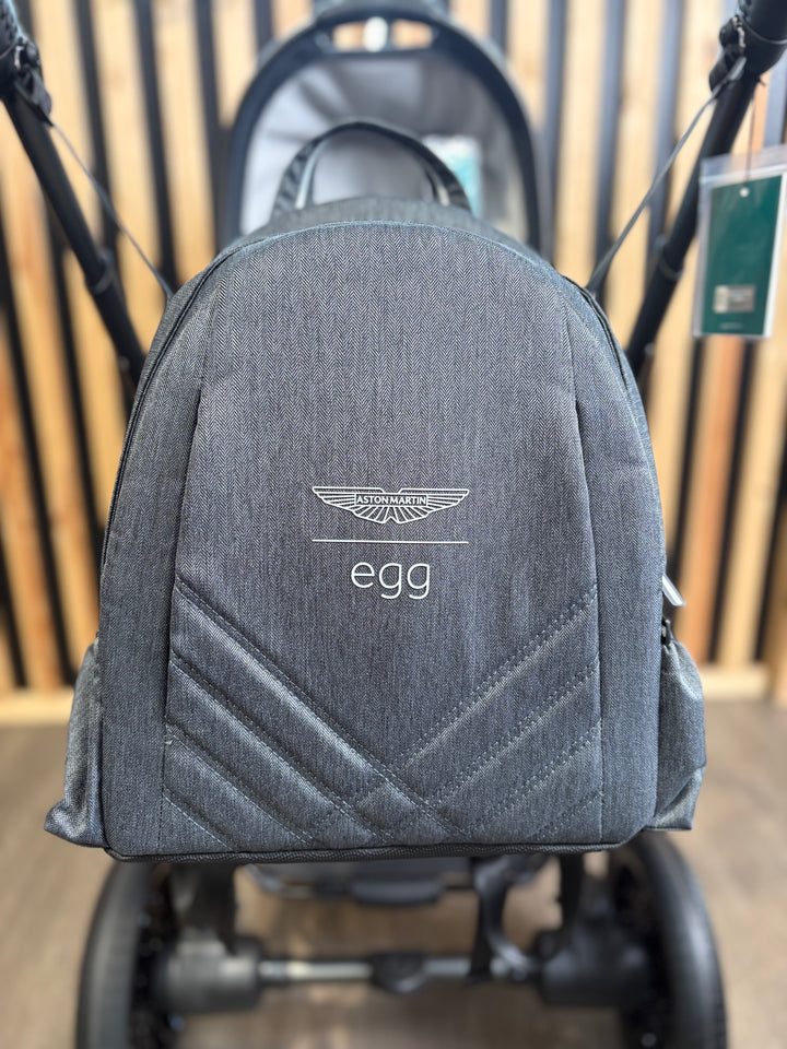EX DISPLAY Aston Martin egg3 Luxury Travel System - Classic Grey