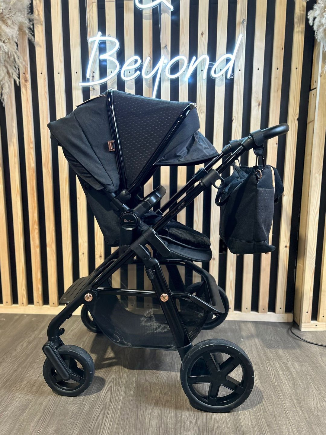 PRE LOVED Silver Cross Pioneer Travel System - Eclipse