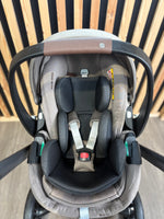PRE LOVED Maxi-Cosi Fame 3-in-1 Travel - Twillic Truffle/Black Wheels