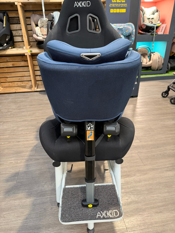 EX DISPLAY Axkid Minikid 4 Max Car Seat - Glacier Lake Blue