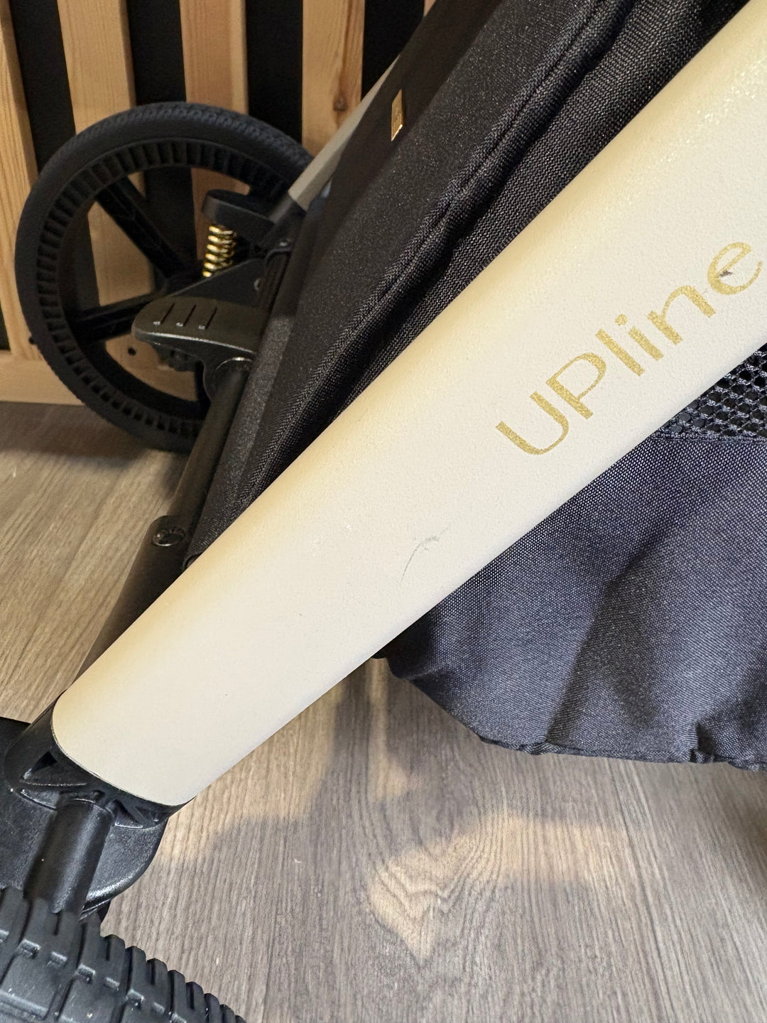 PRE LOVED Venicci Tinum Upline Travel System - Stone Beige