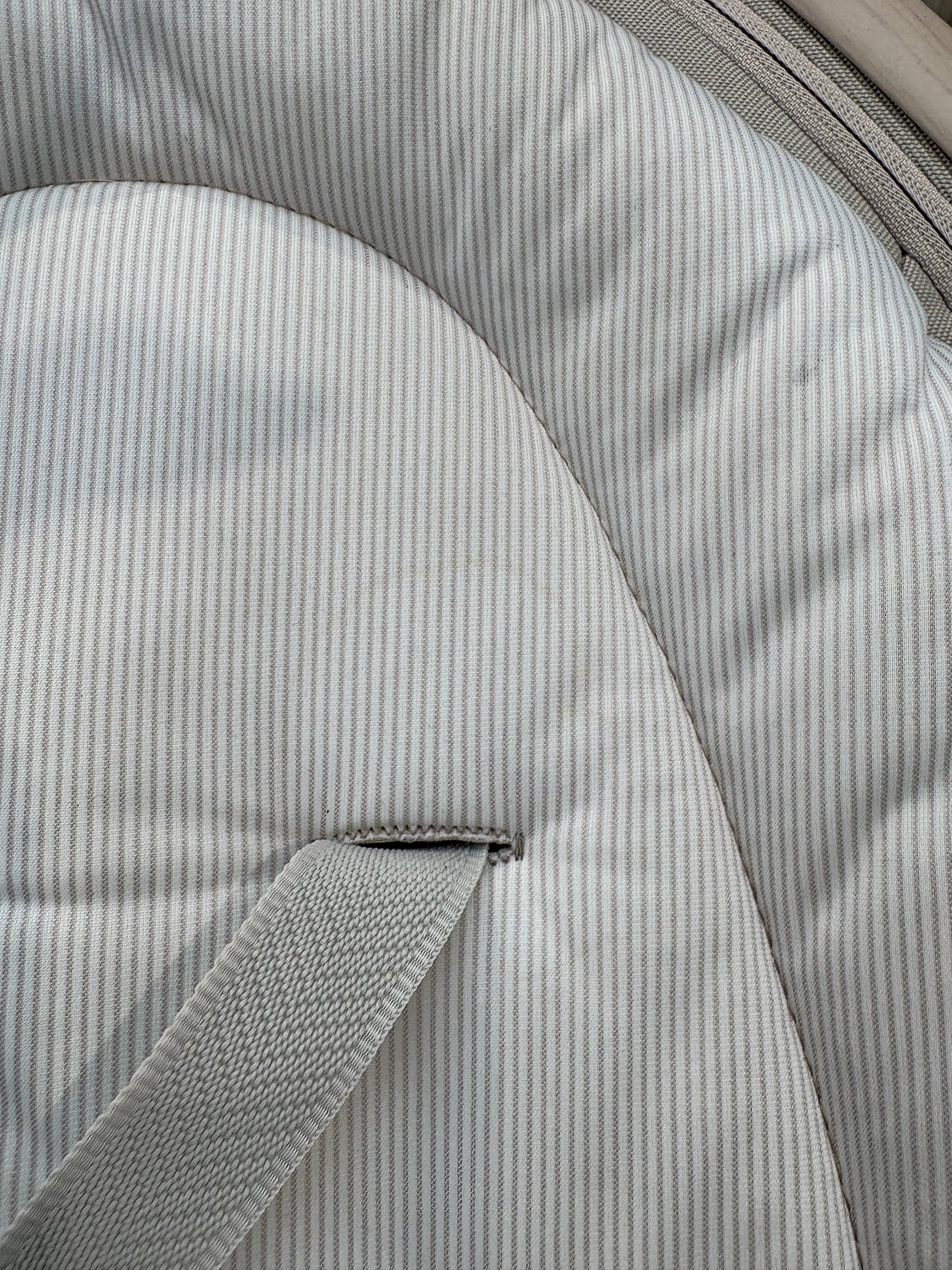 EX DISPLAY Maxi-Cosi Cassia Swing - Classic Beige