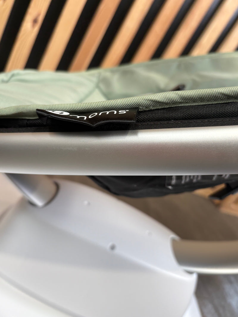 PRE LOVED 4moms Mamaroo Baby Swing - Sage