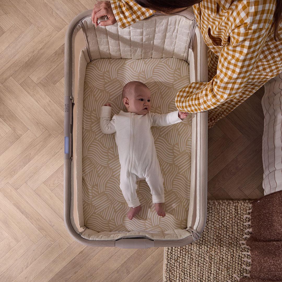 Tutti Bambini Cozee Sense Bedside Crib - Soft Walnut/Cocoa