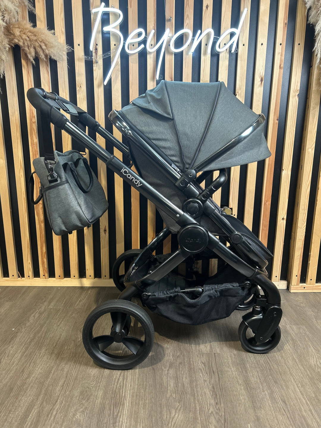 PRE LOVED iCandy Peach 6 Travel System - Dark Grey Twill