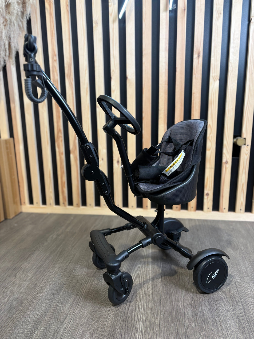 PRE LOVED Roma Uptown Rider Buggy Board With Toddler Seat