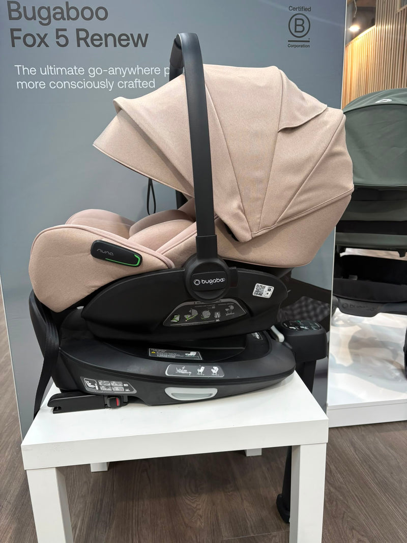 EX DISPLAY Bugaboo Otter Car Seat + 360 Isofix Base - Desert Taupe