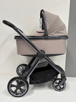 EX DISPLAY Babystyle Oyster4 2-in-1 Travel System - Stone