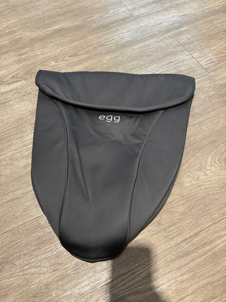 PRE LOVED egg2 Stroller Foot Cover - Just Black