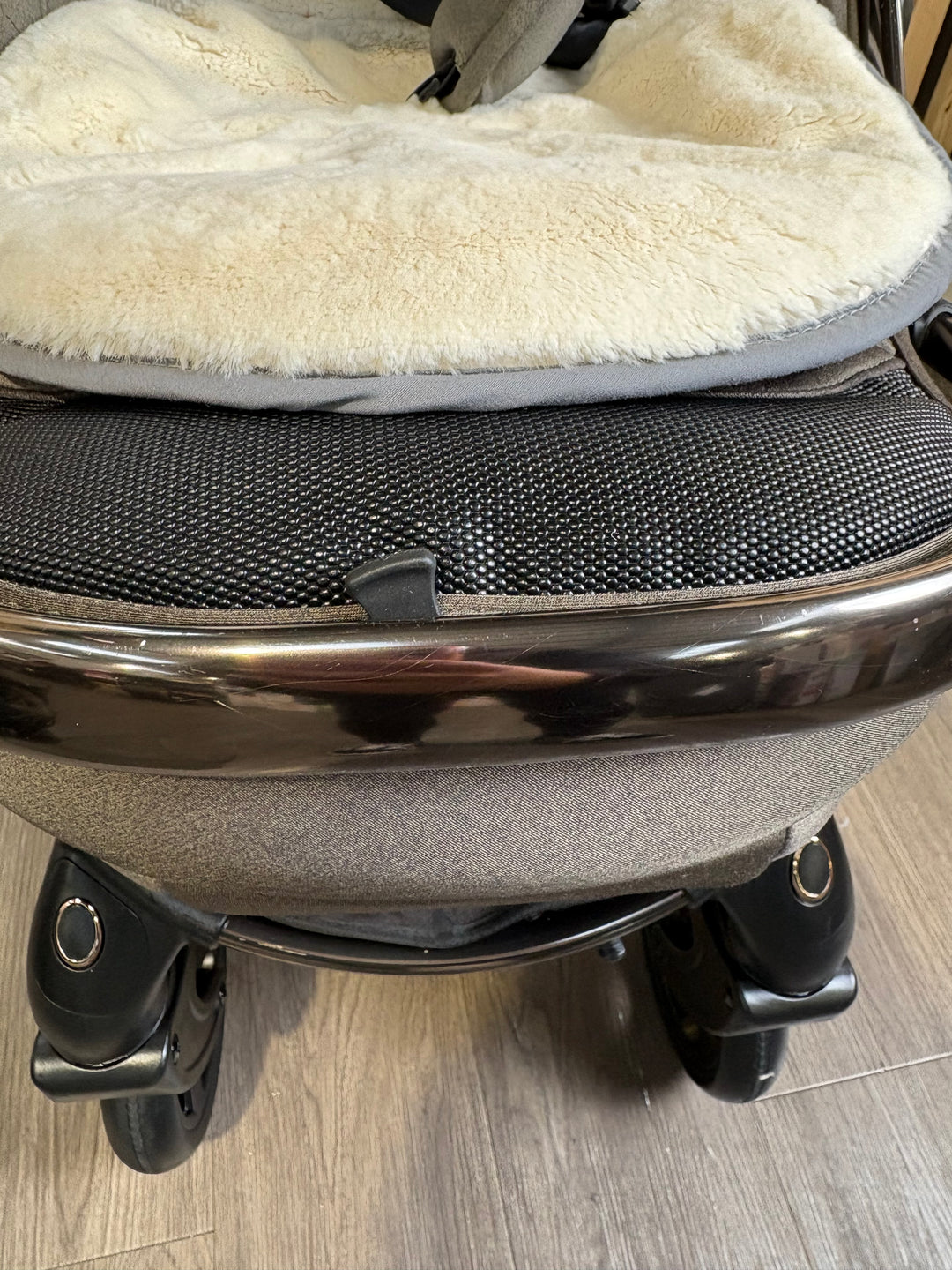 PRE LOVED egg3 Travel System - Hunter Green