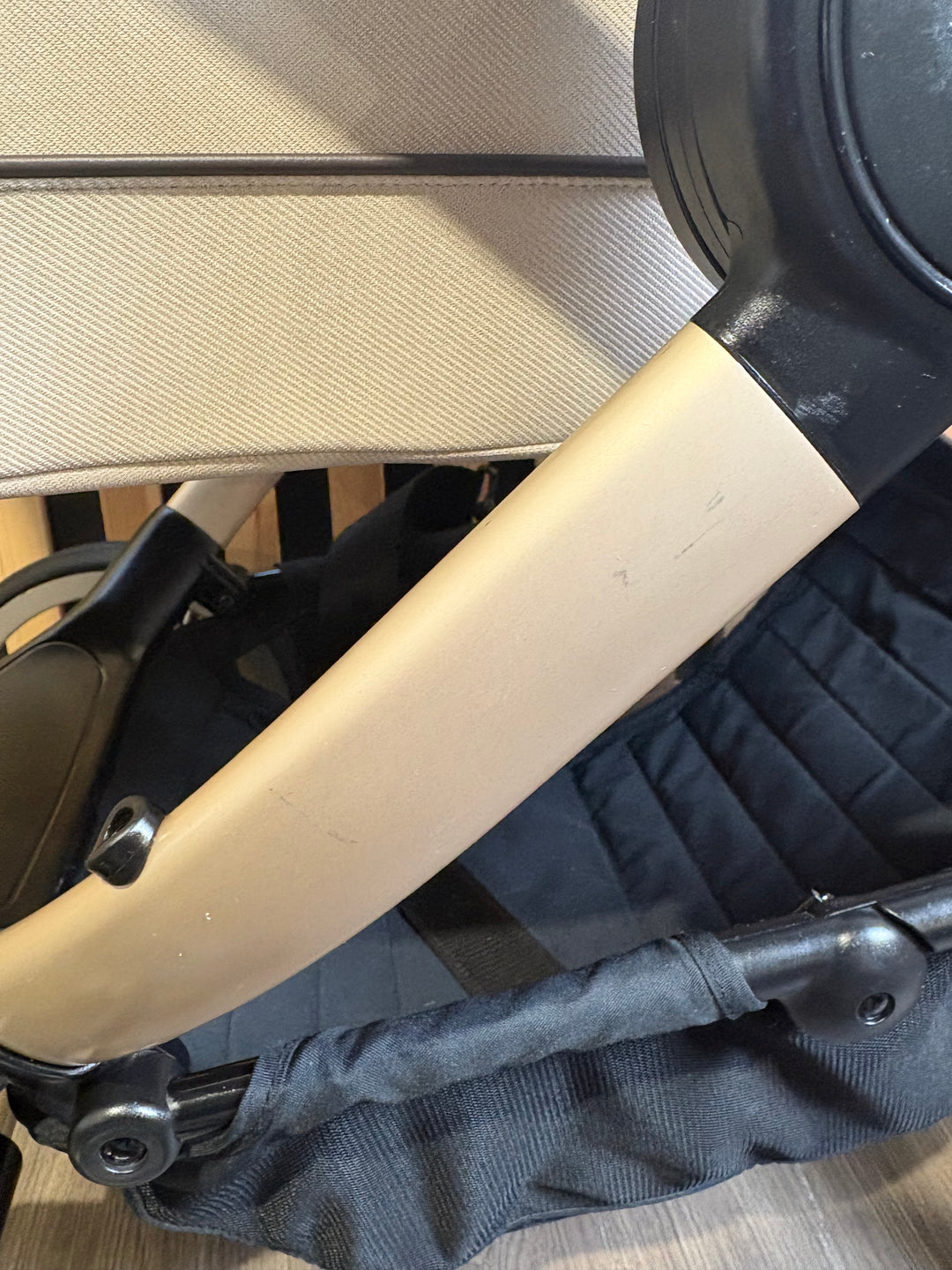 PRE LOVED iCandy Peach 7 w/ Cocoon Car Seat Travel System - Biscotti