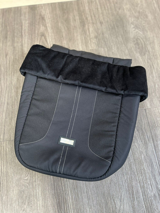 PRE LOVED Mee-Go Pure Footmuff - Black