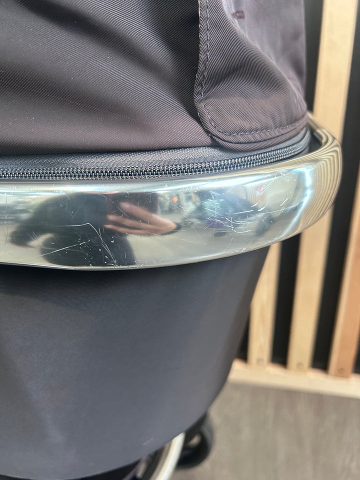 PRE LOVED iCandy Peach 5 2-in-1 Travel System - Beluga Grey