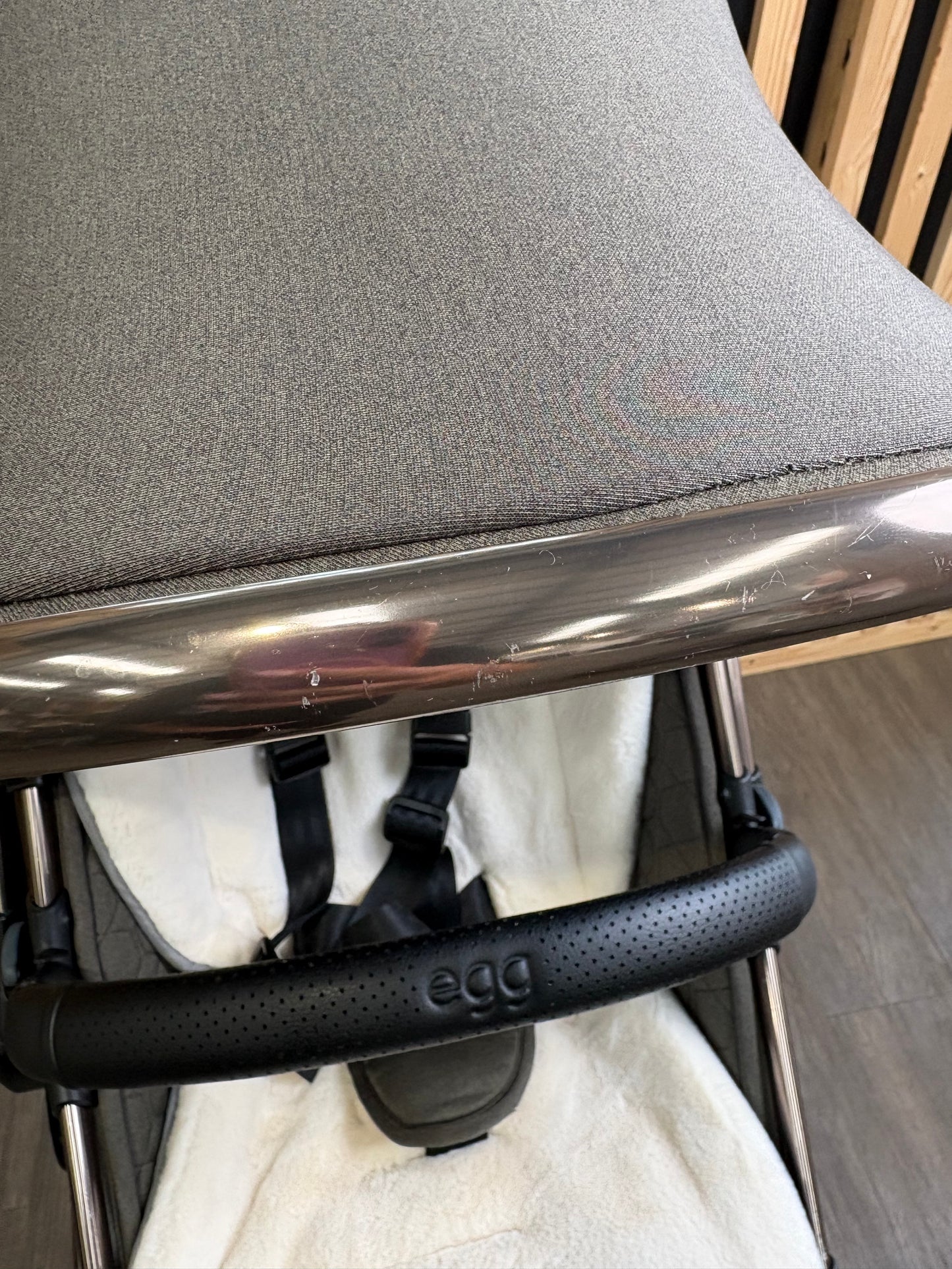 PRE LOVED egg2 Travel System - Hunter Green