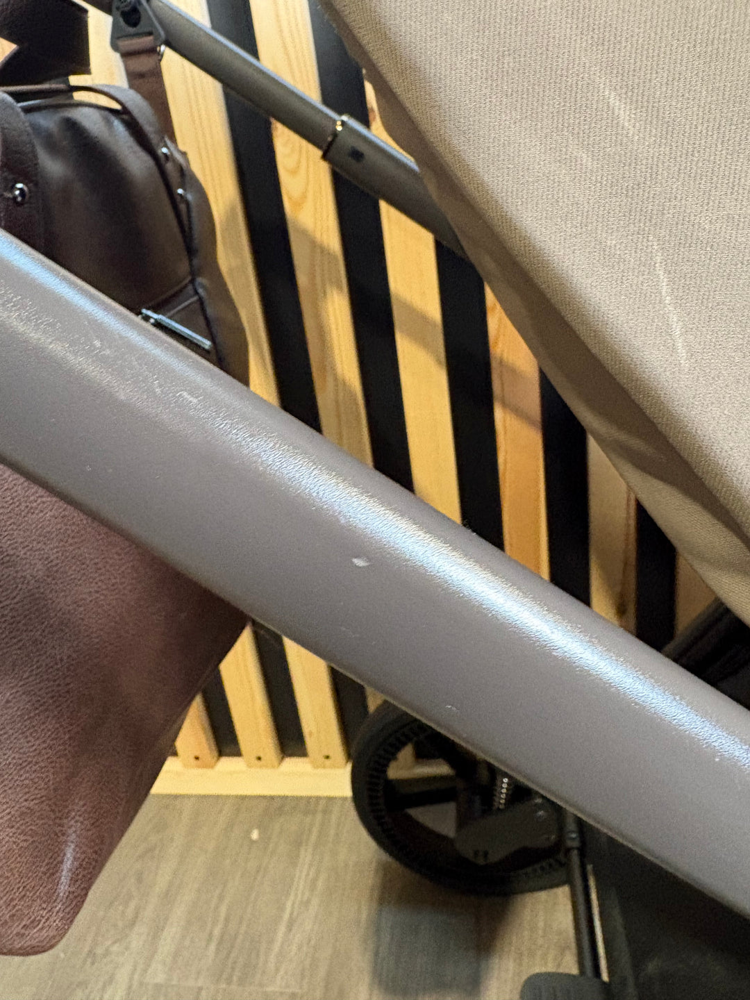 PRE LOVED Venicci Tinum Upline Pushchair - SE Powder