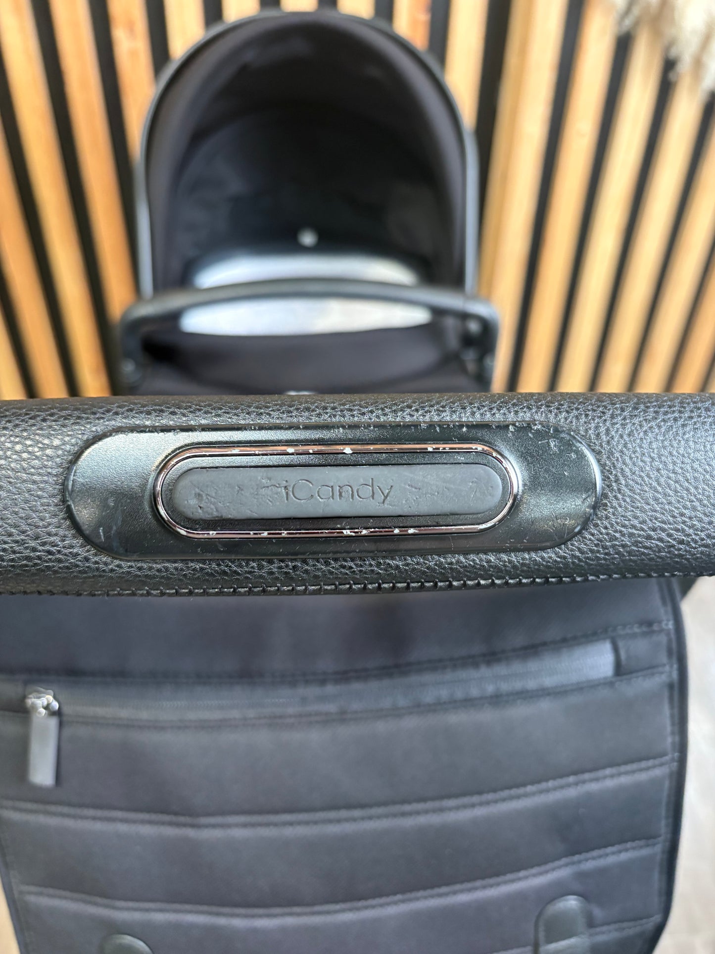 PRE LOVED iCandy Peach 7 Travel System - Jet/Black