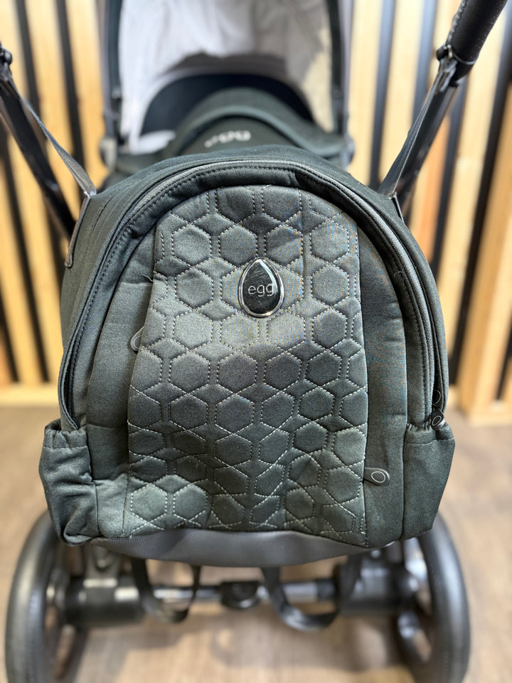 PRE LOVED egg3 Travel System - Black Olive