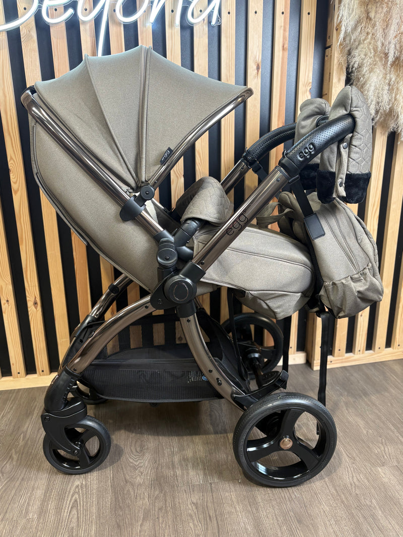 PRE LOVED egg3 Travel System - Mink