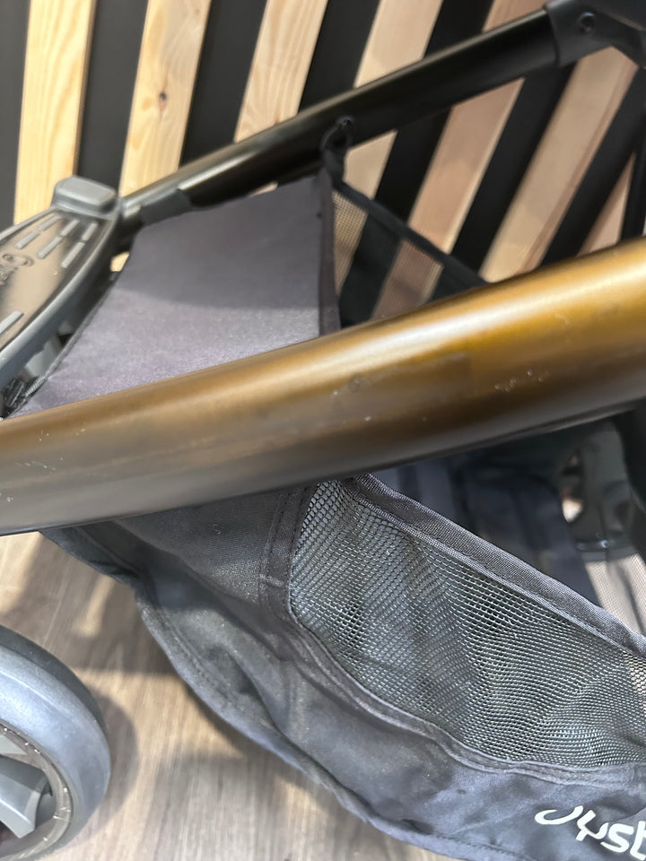 PRE LOVED Babystyle Oyster3 Travel System - Pepper