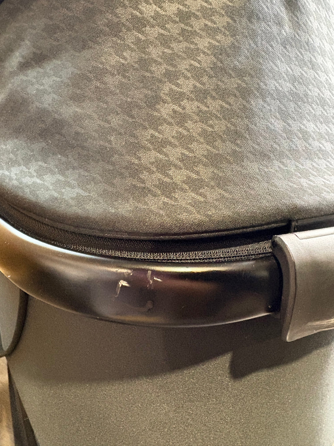 PRE LOVED egg3 Travel System - Houndstooth Black