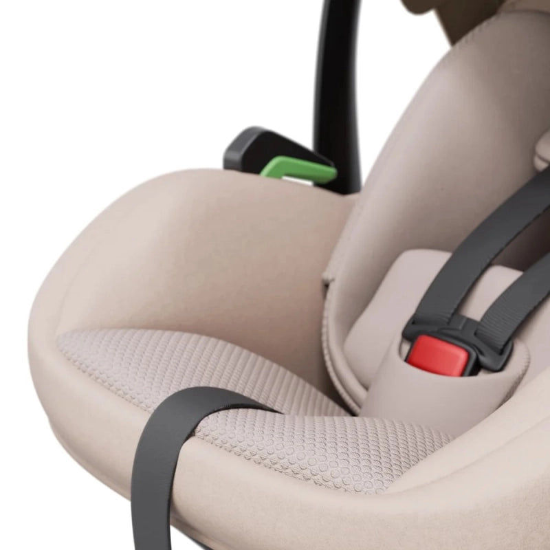 Avionaut Pixel 3 Lightweight Car Seat - Beige