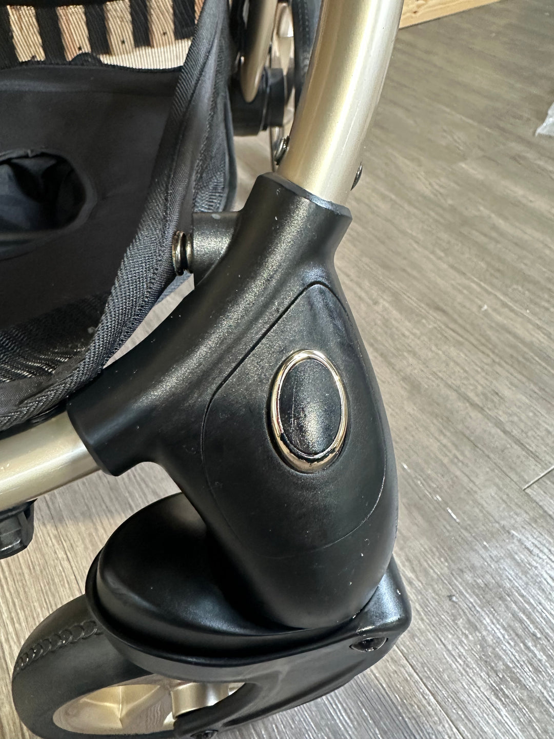 PRE LOVED egg2 Travel System - Feather