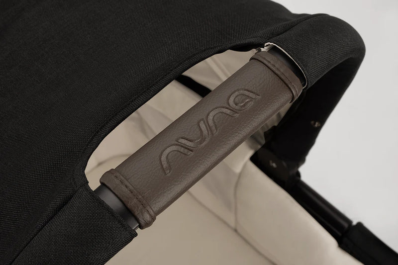 Nuna MIXX next, Arra Flex + Base Curv Travel System Bundle - Caviar