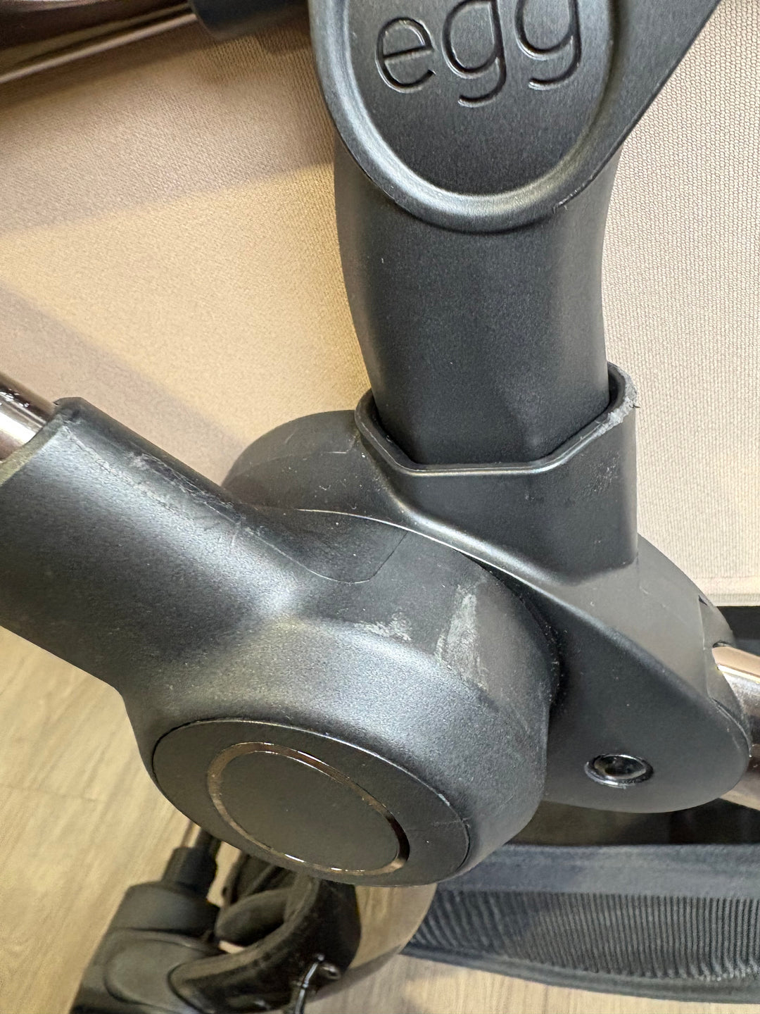 EX DISPLAY egg3 Pram + Pushchair - Houndstooth Almond