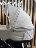 PRE LOVED Venicci Claro 2-in-1 Travel System - Vanilla